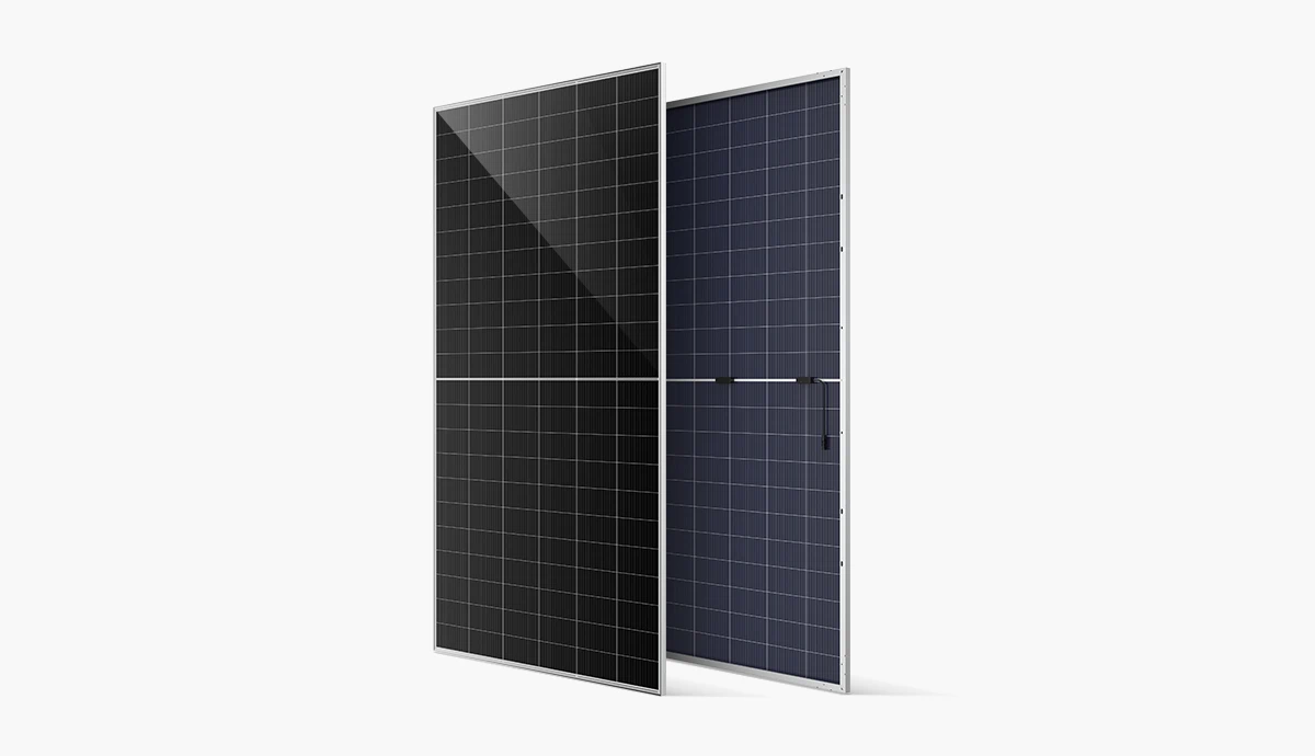 Solvic 600W monocrystalline solar module – 80-cell high efficiency PV panel for residential rooftop solar arrays, compatible with 12kW hybrid inverter systems
